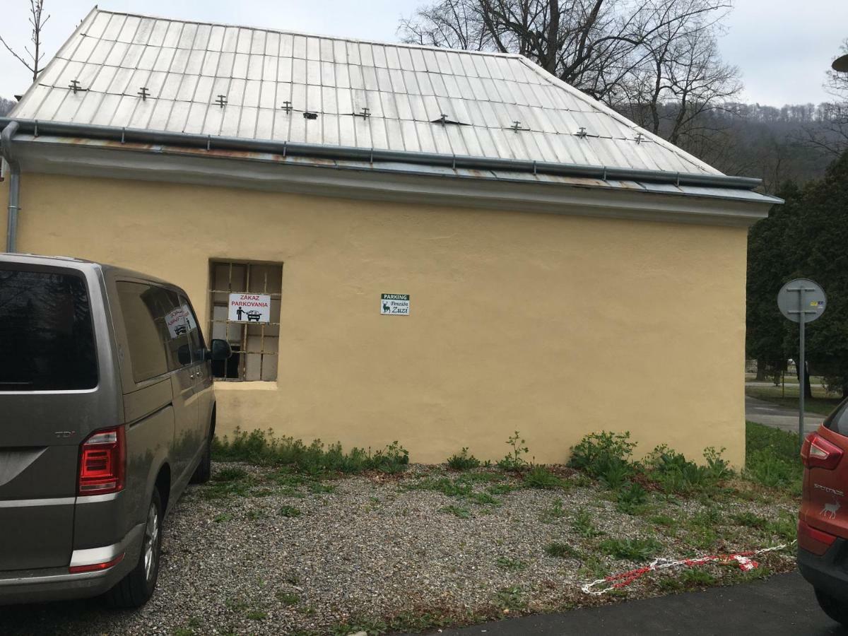 Penzion Zuzi Trencianske Teplice Luaran gambar